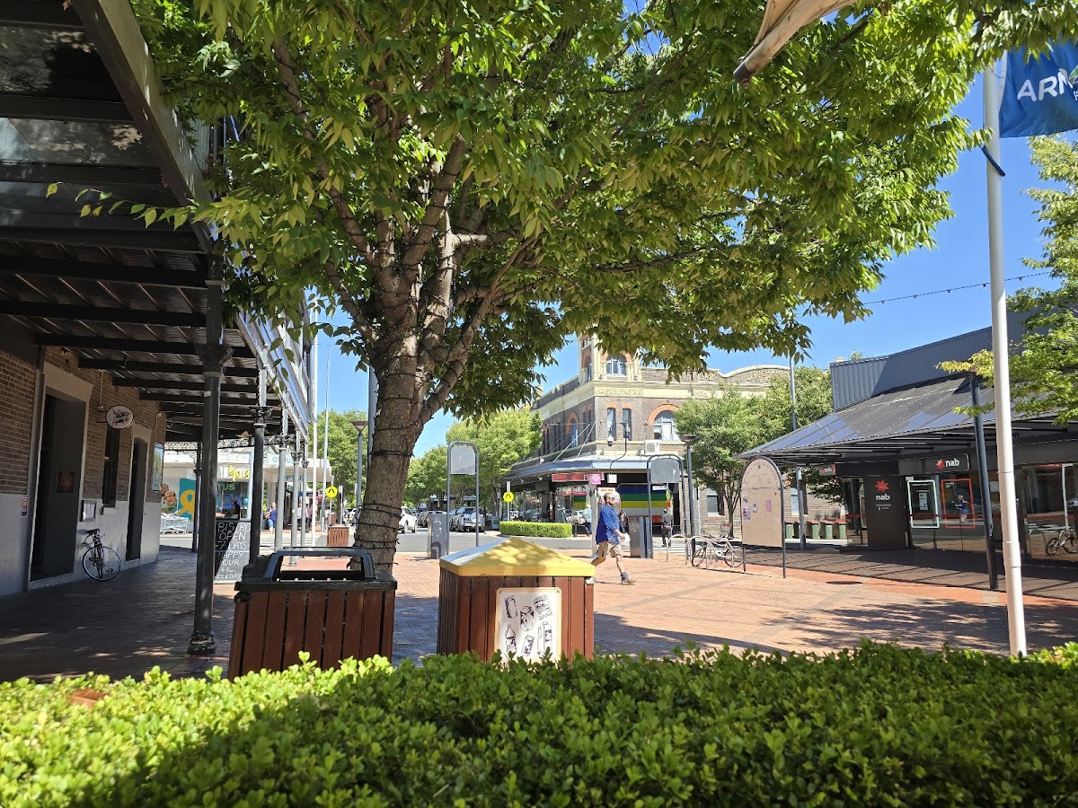 Caffiends In The Mall Photos 2